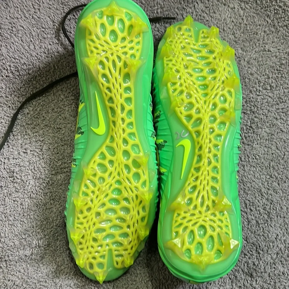 Nike Vapor Untouchable 2 Football Cleats NWOB